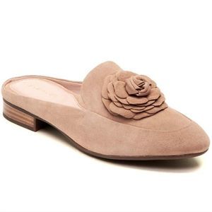 Taryn Rose Blythe Mule Nude Size 5